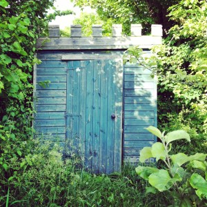 Battlements shed