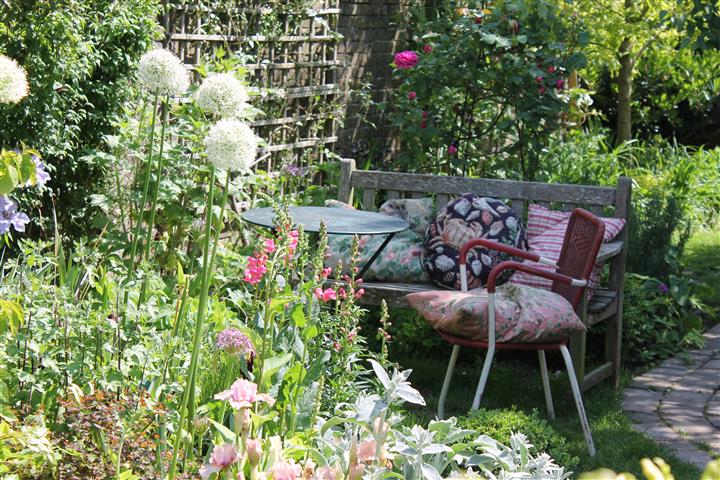 Vintage cushions and furniture.