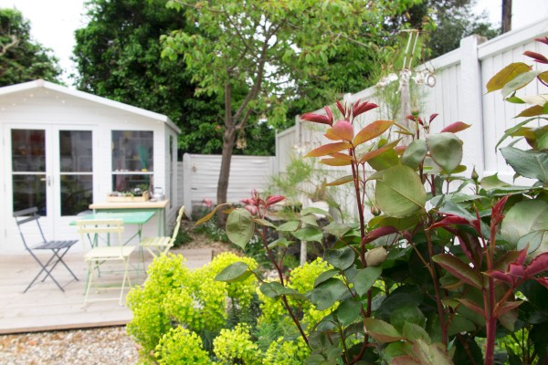 Paint my shed white for a seaside look?